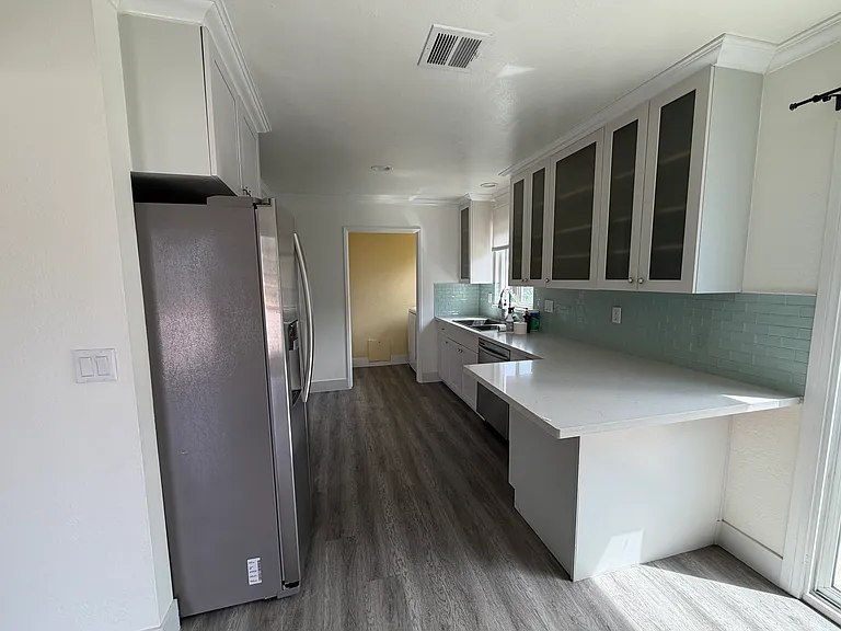 422 Chestnut Ave — Photo 5
