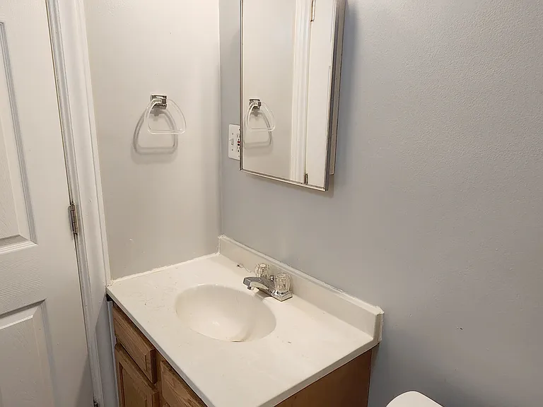 353 W Brockton Ave — Photo 8
