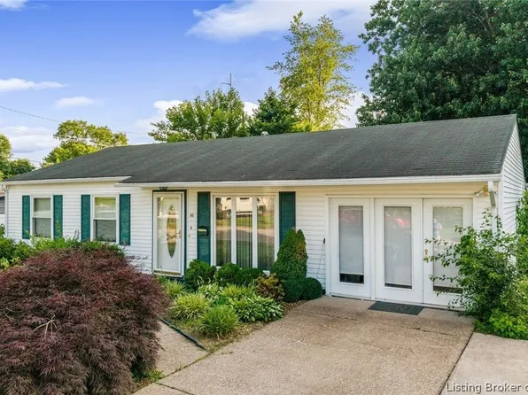 805 Lilly Lane, Jeffersonville, IN 47130