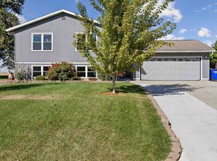 307 Cottage St NW, Shellsburg, IA 52332