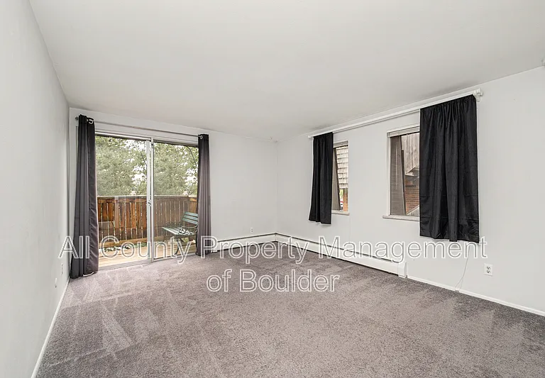 745 Thomas Dr #19 — Photo 11