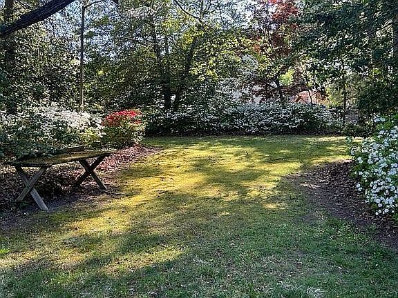 2nd image of 415 Cockletown Rd