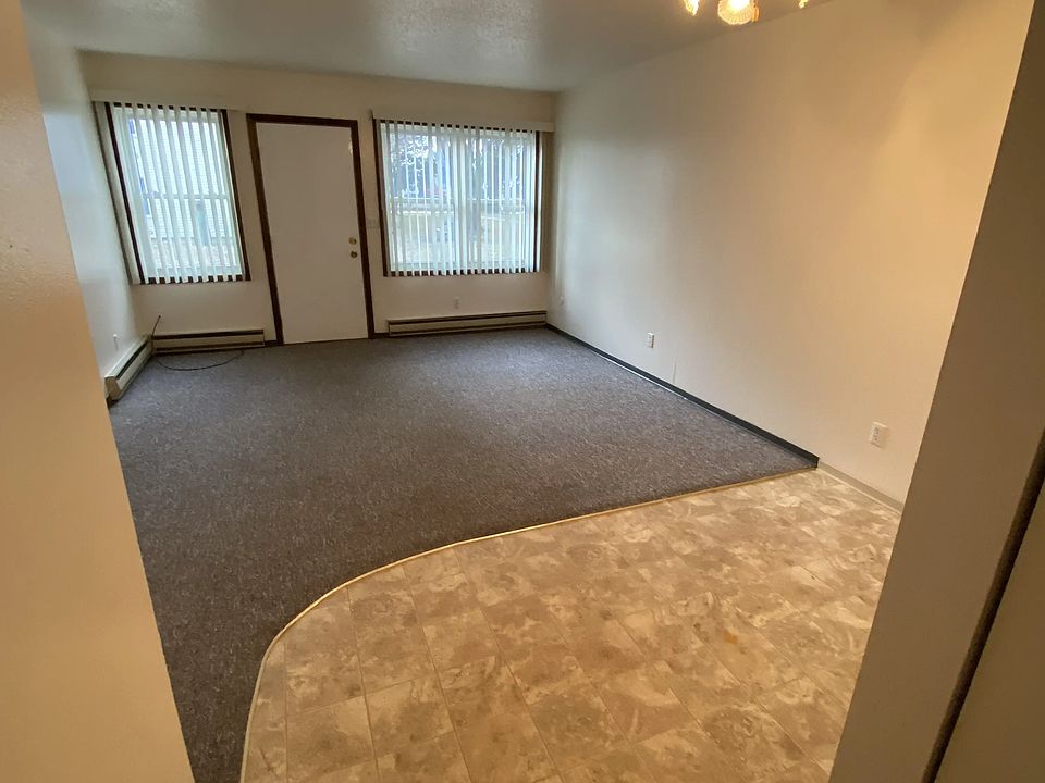 Holiday Air Apartment Rentals Grand Forks, ND Zillow