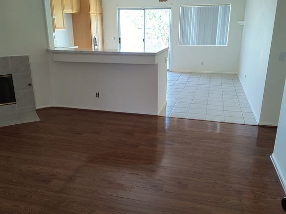 5th image of 13920 Julian Dr