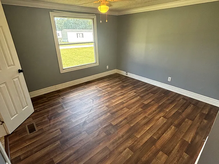 3055 Alice Dr — Photo 8