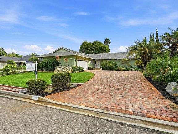 2nd image of 1051 La Reina Dr