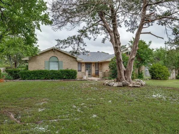 1324 Bluebird Ln, Midlothian, TX 76065