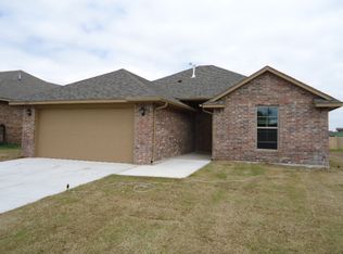 216 SW 145th St, Oklahoma City, OK 73170