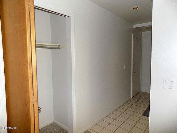 3rd image of 300 Farington Blvd APT 8