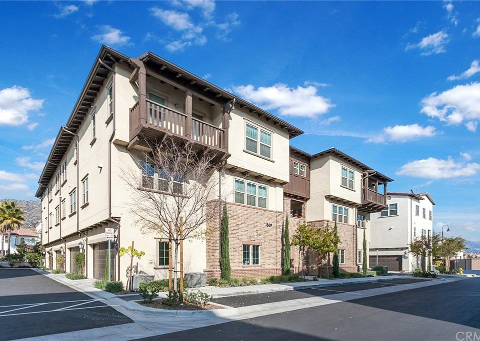 2nd image of 873 Orchid Way Unit C