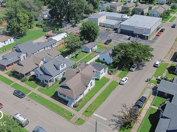 5th image of 1403 Pearl St