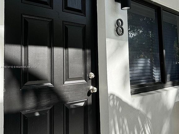4th image of 5545 N Miami Ave APT 9