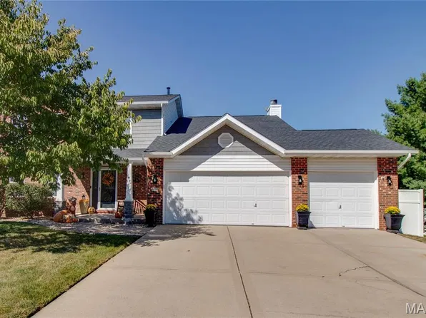 101 Sunnybrooke, Troy, IL 62294