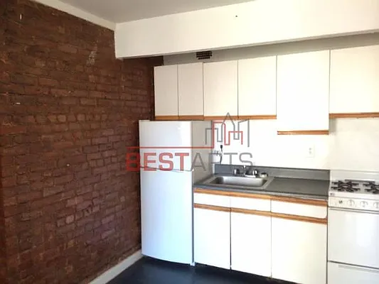 Rented by Best Apartments North Inc | media 81