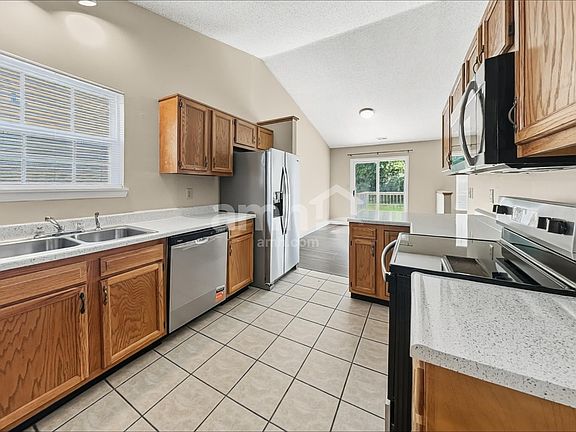 3rd image of 7315 Cordova Dr