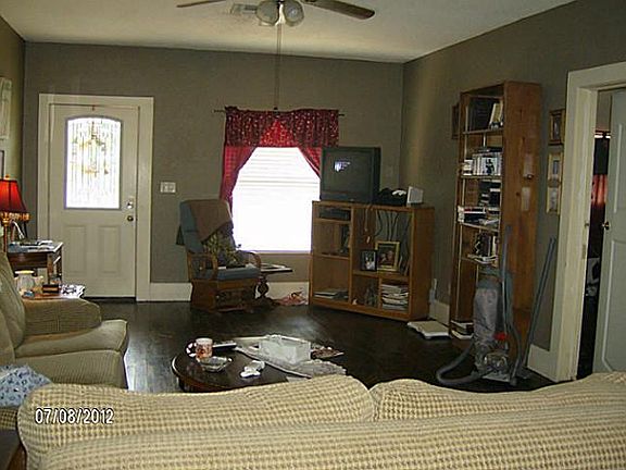 2nd image of 308 N Green St