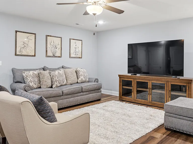 103 Red Oak Ln — Photo 34