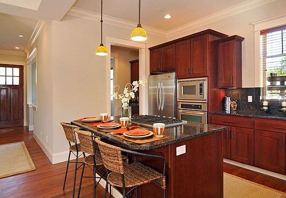 Island Cooking & Breakfast bar