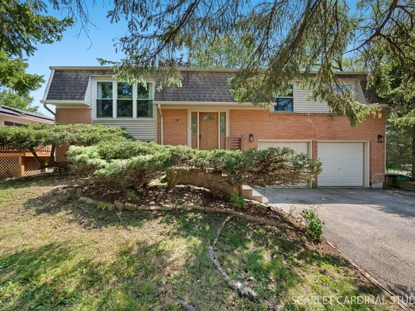 405 Liberty Dr, Bolingbrook, IL 60440