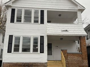 18906 Ironwood, Cleveland, OH 44110