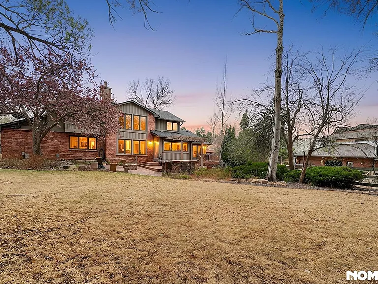 8433 Sawtooth Ln — Photo 37