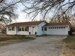 13336 Riverview Ave, Bonner Springs, KS 66012