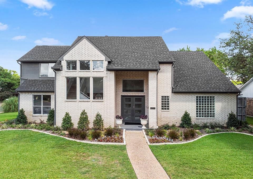 1st image of 16124 Long Vista Dr