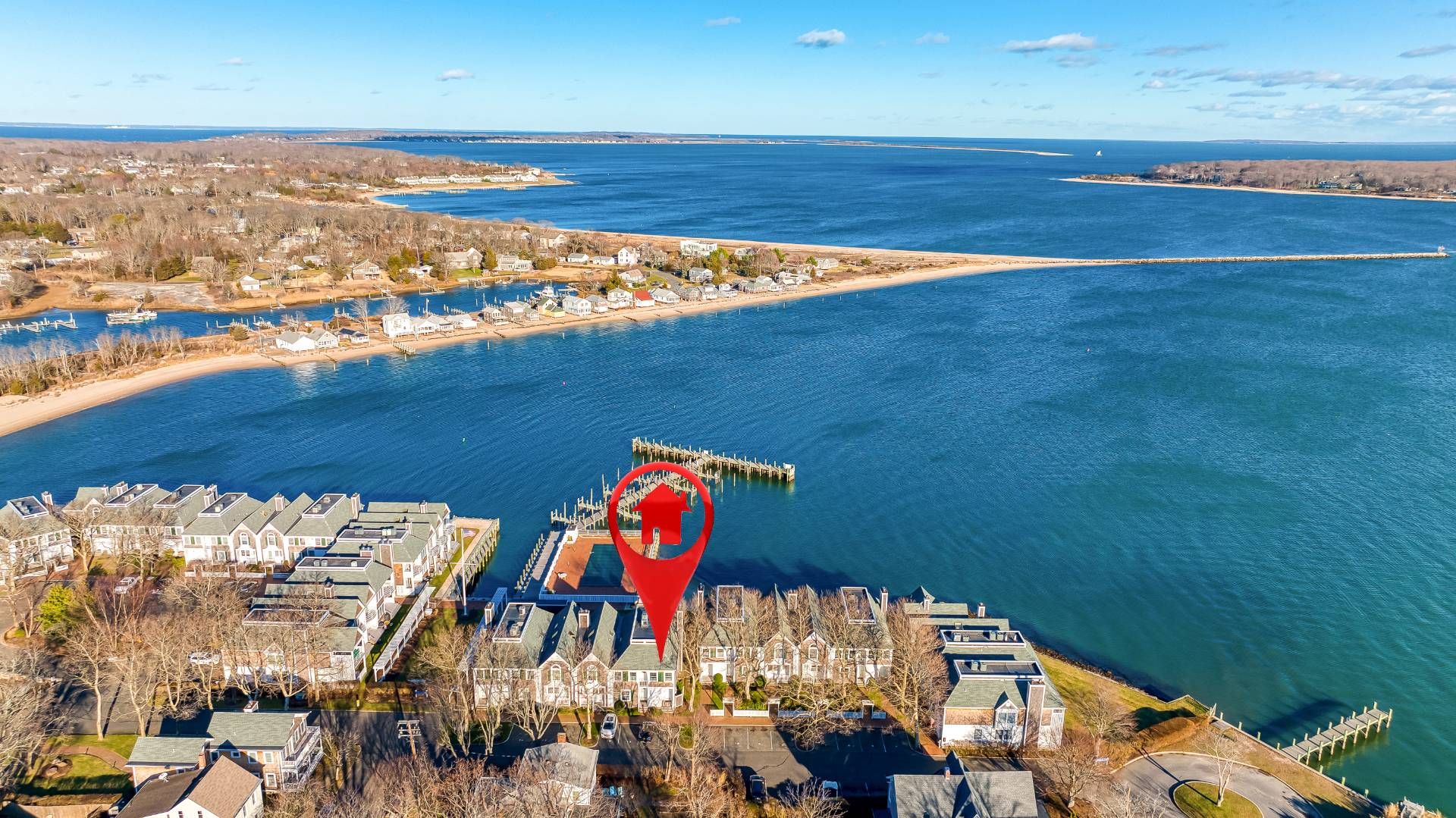 13 Stirling Cv, Greenport, NY 11944 Out East