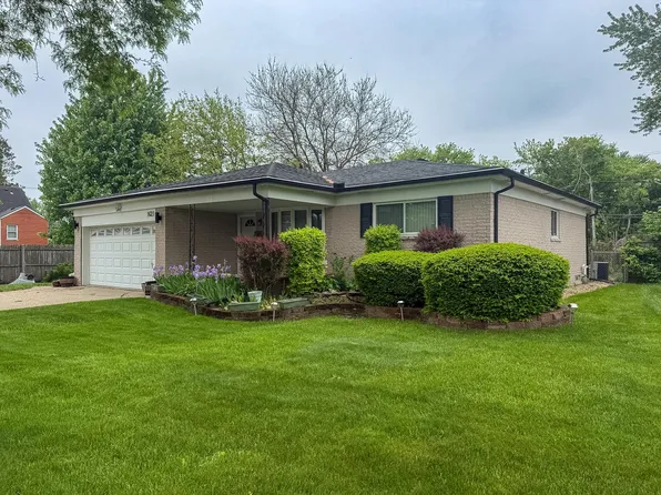 1621 Castleton Dr, Troy, MI 48083