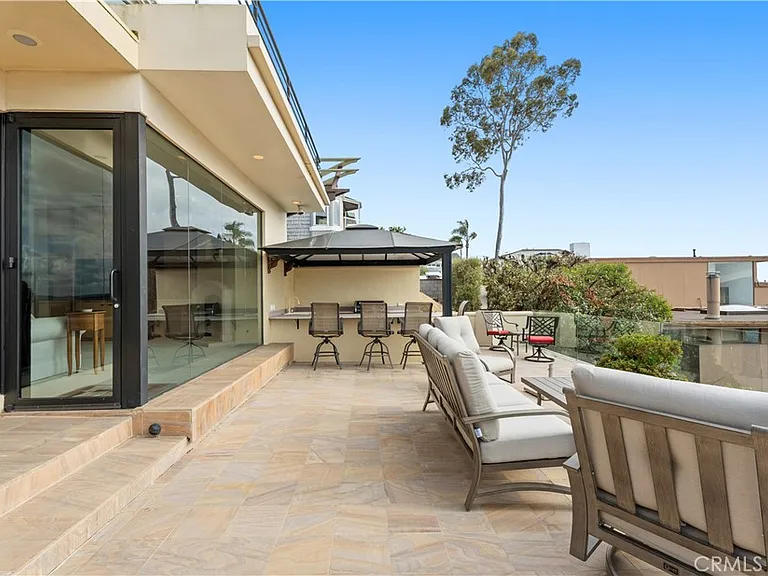 1351 La Mirada St — Photo 33