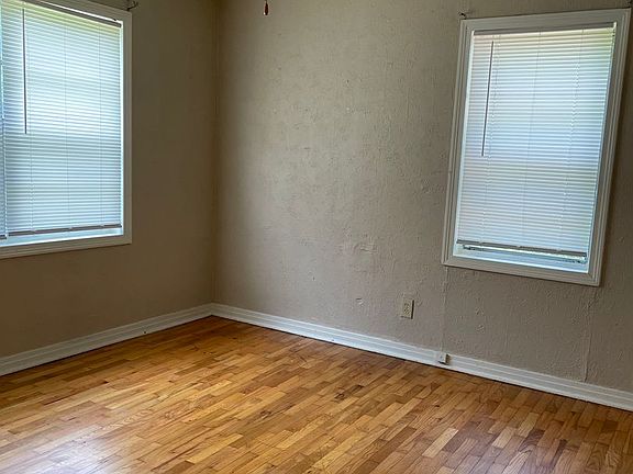 5th image of 2608-2620 S L St #2618