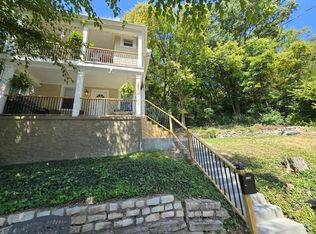 2863 Marshall Ave, Cincinnati, OH 45225