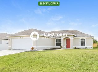 3907 13th St W, Lehigh Acres, FL 33971