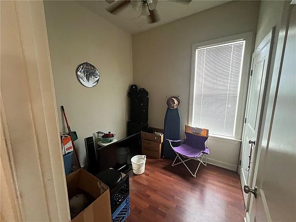 5th image of 1566 N Johnson St
