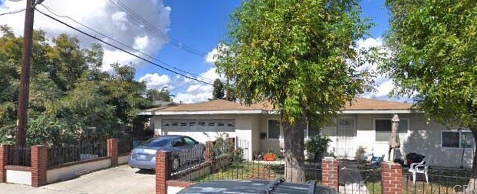 1st image of 427 Basetdale Ave