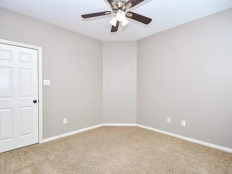 22606 Blanefield Ct — Photo 12