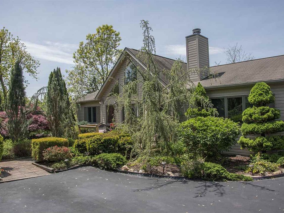 1st image of 3288 Lanier Ln