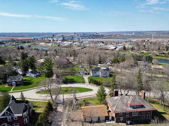 3rd image of 801 Prospect Ave
