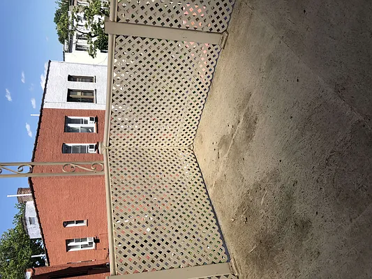 Rented by REMAX Elite | media 6