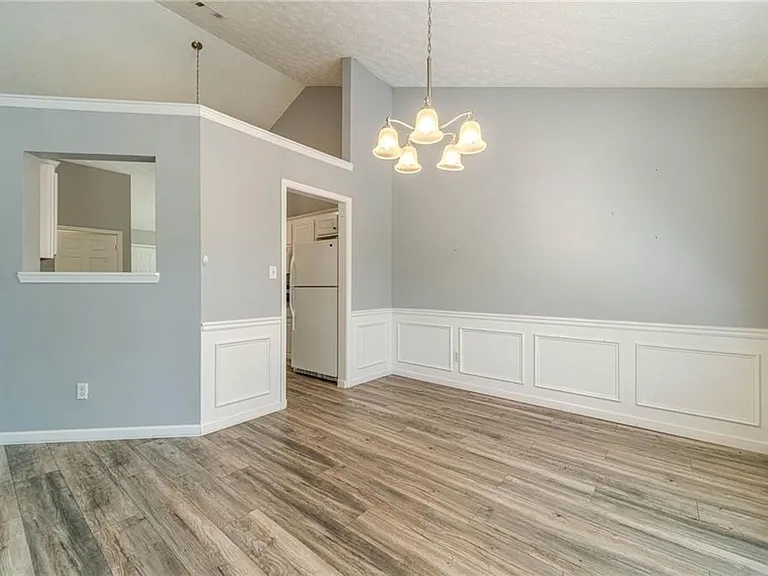 1617 Amhearst Walk Rd — Photo 8