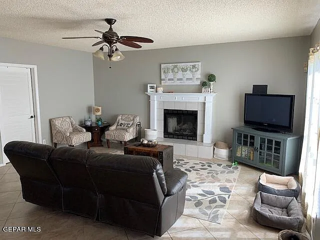 7401 Plaza Taurina Dr — Photo 7