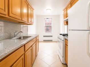 930 E 7th St #311, Brooklyn, NY 11230