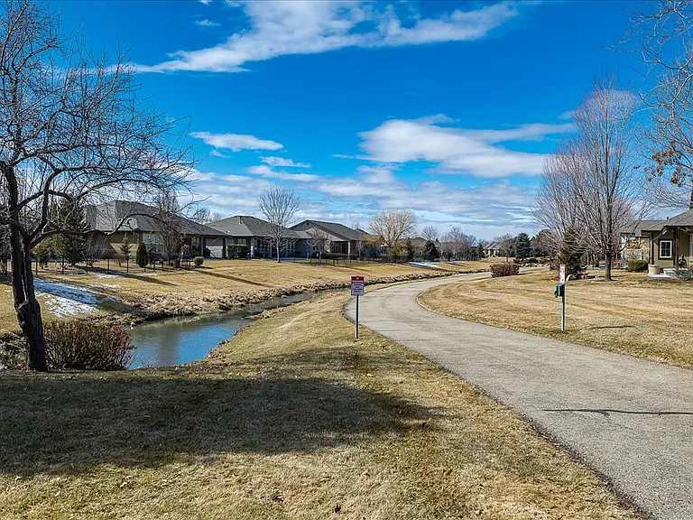 406 S Winslow Bay Way — Photo 9