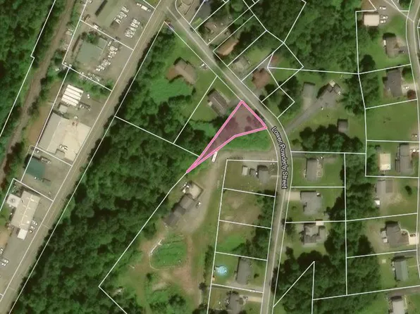 Lower Powderly St, Carbondale, PA 18407