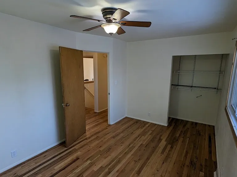 706 S 26th St — Photo 15