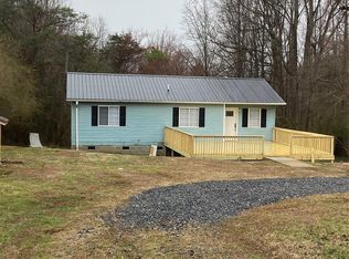 1202 Bladen Dr, Conover, NC 28613