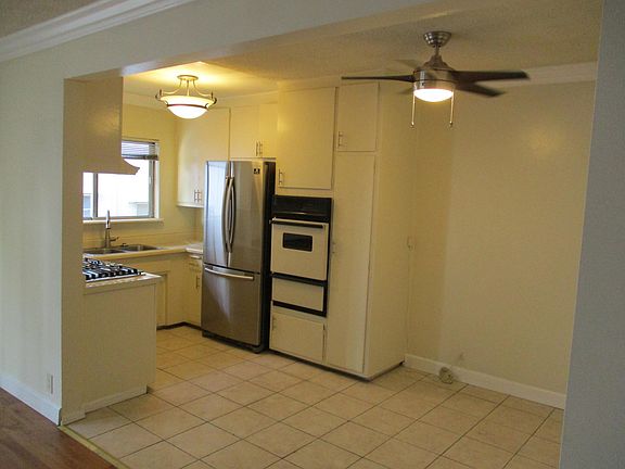 5th image of 130 N Belmont St