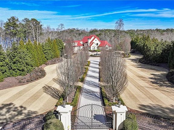 2nd image of 6525 Garrett Rd