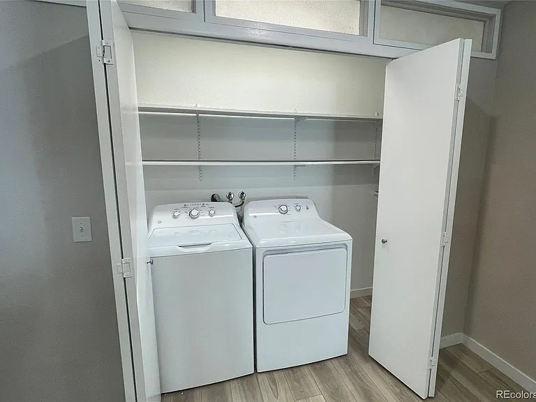 11962 E Maple Ave — Photo 10