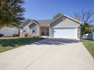 29370 Walnut Lake Ln, Wright City, MO 63390